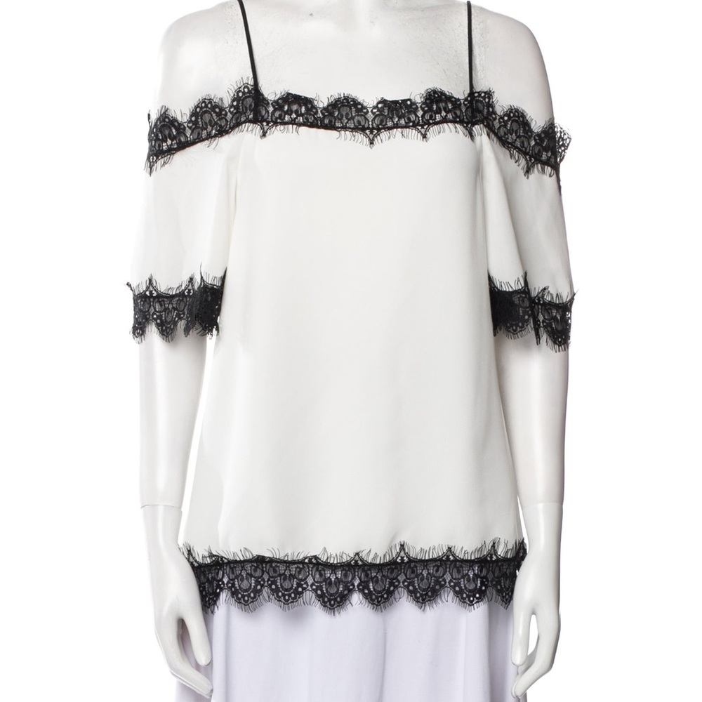 Delfi collective cold shoulder blouse with lace trim Small